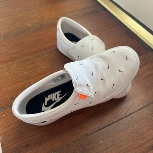 Nike Vans white shoes